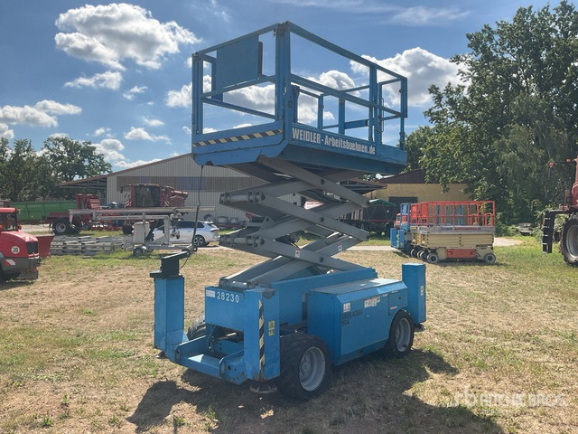 2007 Genie GS2668RT 4x4 Diesel Scissor Lift - Ngritës gërshërë: foto 4 2007 Genie GS2668RT 4x4 Diesel Scissor Lift - Ngritës gërshërë: foto 4