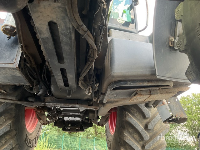 2010 Claas Axion 840 CMatic 4WD Tractor - Traktor: foto 3 2010 Claas Axion 840 CMatic 4WD Tractor - Traktor: foto 3