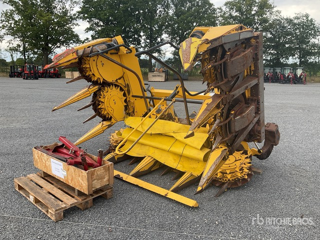 2010 New Holland 360 Forage Harvester Header - Koka e korrëses foragjere: foto 1 2010 New Holland 360 Forage Harvester Header - Koka e korrëses foragjere: foto 1