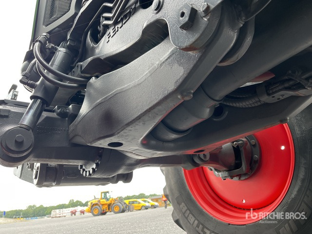 2020 Fendt 824 Vario Profi Plus 4WD Tractor - Traktor: foto 5 2020 Fendt 824 Vario Profi Plus 4WD Tractor - Traktor: foto 5