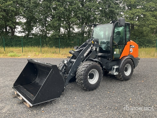 2023 Doosan DL80-7 (Unused) Wheel Loader - Fadrom me goma: foto 1 2023 Doosan DL80-7 (Unused) Wheel Loader - Fadrom me goma: foto 1