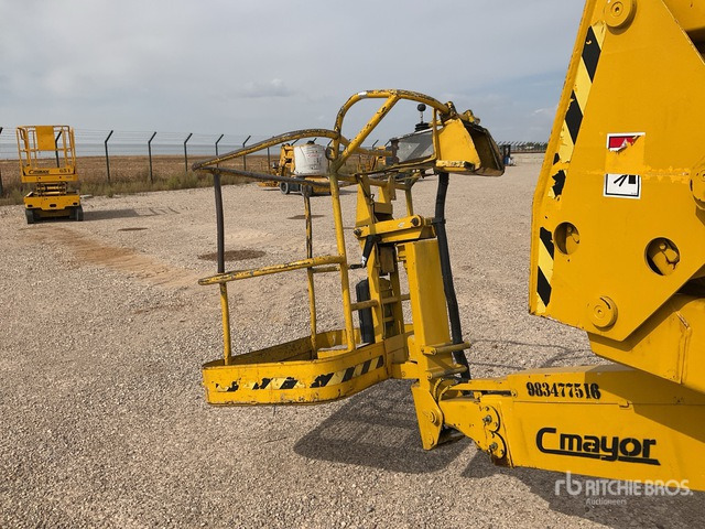 1999 Haulotte HA15I 2WD Electric Articulating Boom Lift - Krah me çernjerë: foto 5 1999 Haulotte HA15I 2WD Electric Articulating Boom Lift - Krah me çernjerë: foto 5