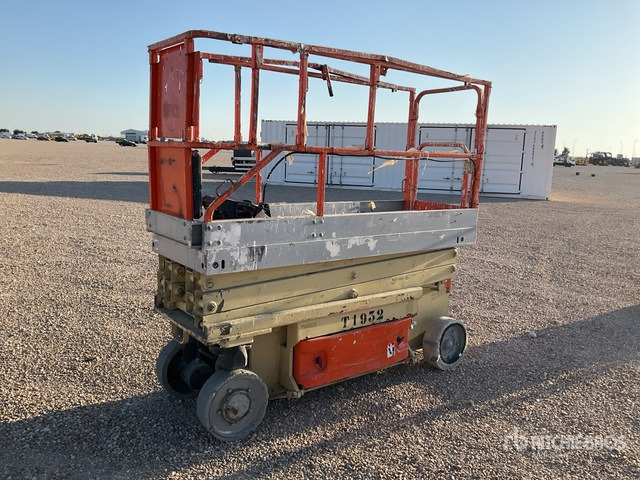 2004 JLG 2030ES Electric (Inoperable) Scissor Lift - Ngritës gërshërë: foto 2 2004 JLG 2030ES Electric (Inoperable) Scissor Lift - Ngritës gërshërë: foto 2