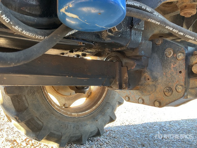 2005 New Holland TD95D 4WD Tractor - Traktor: foto 5 2005 New Holland TD95D 4WD Tractor - Traktor: foto 5