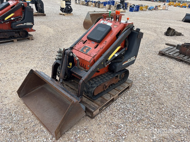 2006 Ditch Witch SK350 Compact Track Loader - Mini fadrom me zinxhir: foto 1 2006 Ditch Witch SK350 Compact Track Loader - Mini fadrom me zinxhir: foto 1