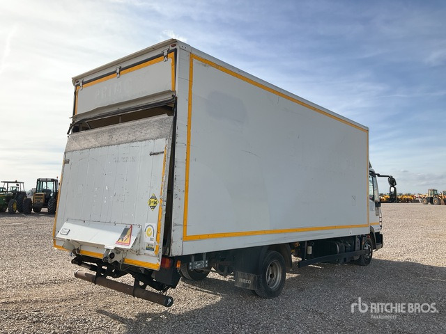 2012 Iveco Eurocargo 75E18 4x2 Van Truck - Kamion vagonetë: foto 4 2012 Iveco Eurocargo 75E18 4x2 Van Truck - Kamion vagonetë: foto 4