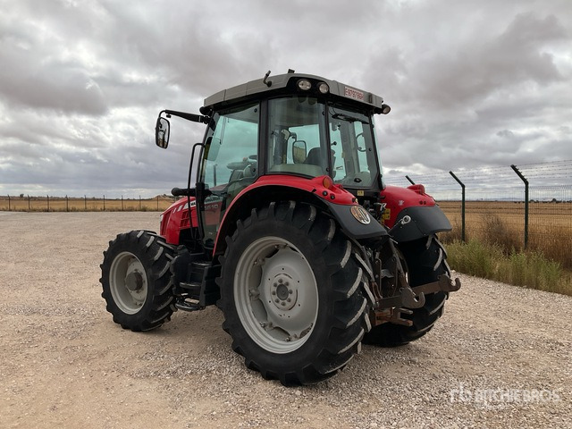 2014 Massey Ferguson MF 5610 4RM 4WD Tractor - Traktor: foto 4 2014 Massey Ferguson MF 5610 4RM 4WD Tractor - Traktor: foto 4