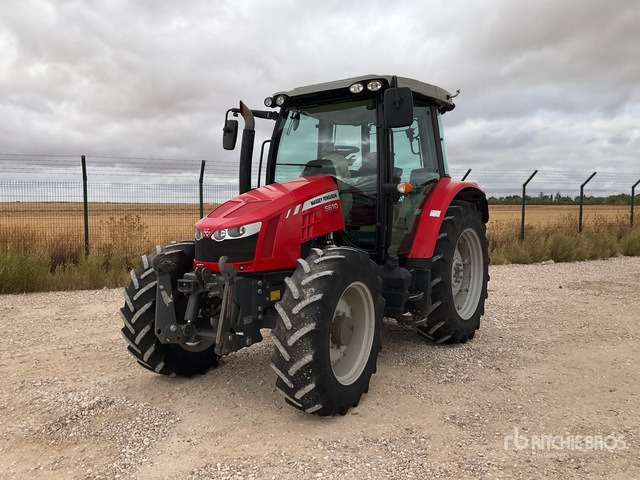 2014 Massey Ferguson MF 5610 4RM 4WD Tractor - Traktor: foto 1 2014 Massey Ferguson MF 5610 4RM 4WD Tractor - Traktor: foto 1