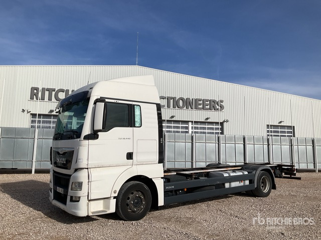 2016 MAN TGX18.440 4x2 Sleeper Container Truck - Transportjer kontejnerësh/ Kamion me karroceri të çmontueshme: foto 1 2016 MAN TGX18.440 4x2 Sleeper Container Truck - Transportjer kontejnerësh/ Kamion me karroceri të çmontueshme: foto 1