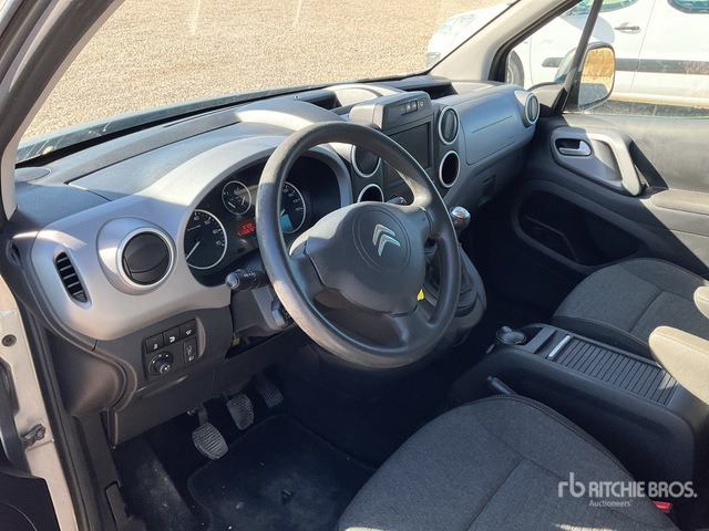 2018 Citroen Berlingo Passenger Van - Minibus, Furgon pasagjerësh: foto 5 2018 Citroen Berlingo Passenger Van - Minibus, Furgon pasagjerësh: foto 5