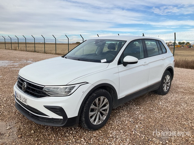 2021 Volkswagen Tiguan Automobile - Veturë: foto 2 2021 Volkswagen Tiguan Automobile - Veturë: foto 2