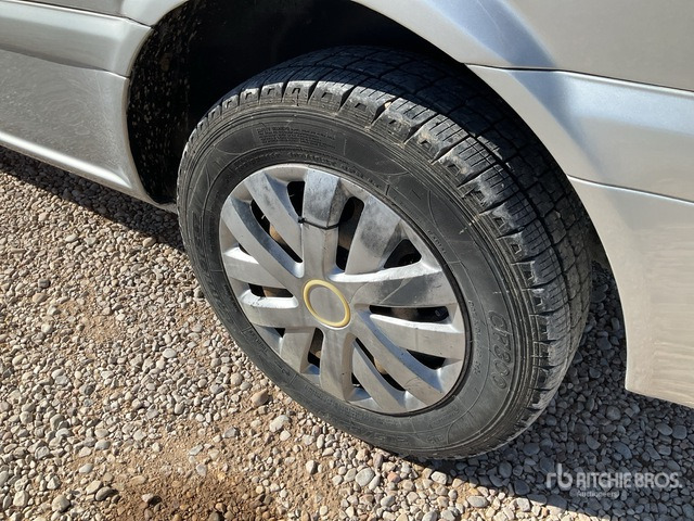 2003 Mercedes-Benz 115 CDI 8 Passenger Van - Kamioncine: foto 4 2003 Mercedes-Benz 115 CDI 8 Passenger Van - Kamioncine: foto 4