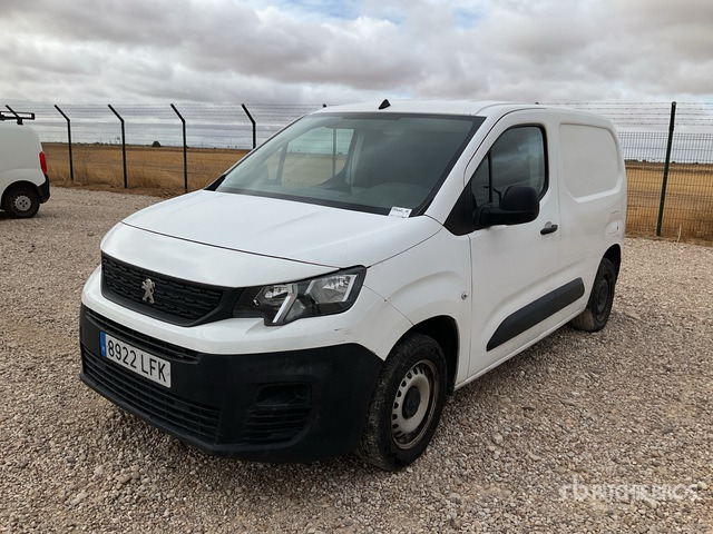 2021 Peugeot Partner Cargo Van - Kamioncine: foto 1 2021 Peugeot Partner Cargo Van - Kamioncine: foto 1