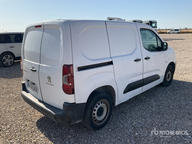 2021 Peugeot Partner Cargo Van - Kamioncine: foto 4 2021 Peugeot Partner Cargo Van - Kamioncine: foto 4