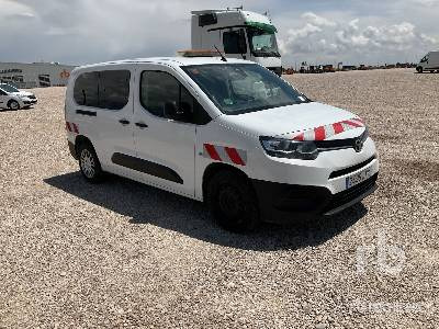 TOYOTA PROACE - Furgon: foto 4 TOYOTA PROACE - Furgon: foto 4