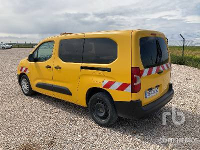 TOYOTA PROACE - Furgon: foto 2 TOYOTA PROACE - Furgon: foto 2