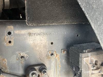 VOLVO FH 8x4 - Kamion vetëngarkues: foto 5 VOLVO FH 8x4 - Kamion vetëngarkues: foto 5