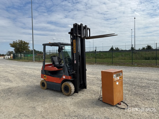 2005 Toyota 7FB18 1750 kg Electric Forklift - Pirun elektrik: foto 4 2005 Toyota 7FB18 1750 kg Electric Forklift - Pirun elektrik: foto 4
