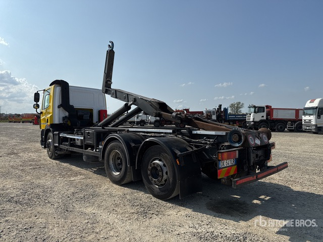 2007 DAF CF85 6x2 Roll-Off Truck - Kamion vetëngarkues: foto 3 2007 DAF CF85 6x2 Roll-Off Truck - Kamion vetëngarkues: foto 3