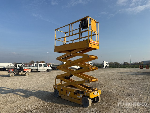 2007 Haulotte Compact 10N Electric Scissor Lift - Ngritës gërshërë: foto 1 2007 Haulotte Compact 10N Electric Scissor Lift - Ngritës gërshërë: foto 1