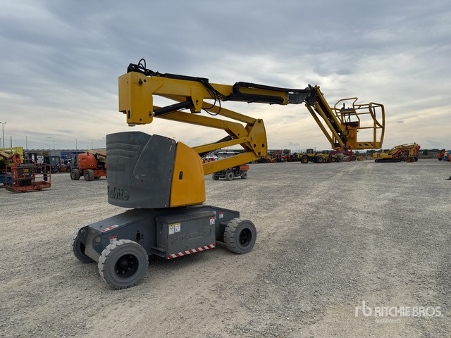 2008 Haulotte HA15IP Electric Articulating Boom Lift - Krah me çernjerë: foto 3 2008 Haulotte HA15IP Electric Articulating Boom Lift - Krah me çernjerë: foto 3