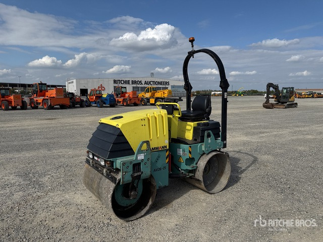 2009 Ammann AV26-2 Rullo vibrante tandem - Rul rrugësh: foto 1 2009 Ammann AV26-2 Rullo vibrante tandem - Rul rrugësh: foto 1