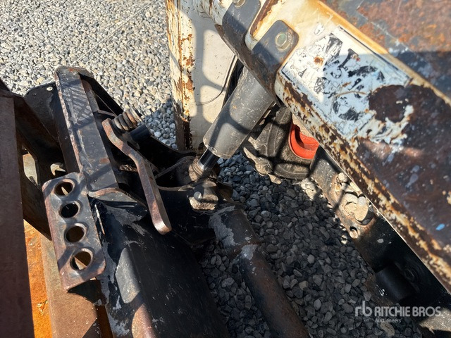 2011 Bobcat S100 High Flow Skid Steer Loader - Mini fadrom: foto 5 2011 Bobcat S100 High Flow Skid Steer Loader - Mini fadrom: foto 5