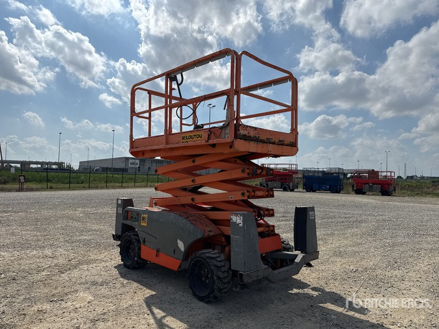 2012 Haulotte Compact12DX Piattaforma aerea verticale - Ngritës gërshërë: foto 3 2012 Haulotte Compact12DX Piattaforma aerea verticale - Ngritës gërshërë: foto 3