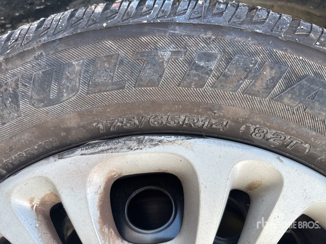 2013 Fiat Panda Automobile - Veturë: foto 5 2013 Fiat Panda Automobile - Veturë: foto 5