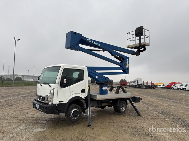 2015 Nissan Cabstar 35.12 2015 Socage DA 320 20 m on Bucket Truck - Platformë ajrore e montuar në kamion: foto 1 2015 Nissan Cabstar 35.12 2015 Socage DA 320 20 m on Bucket Truck - Platformë ajrore e montuar në kamion: foto 1