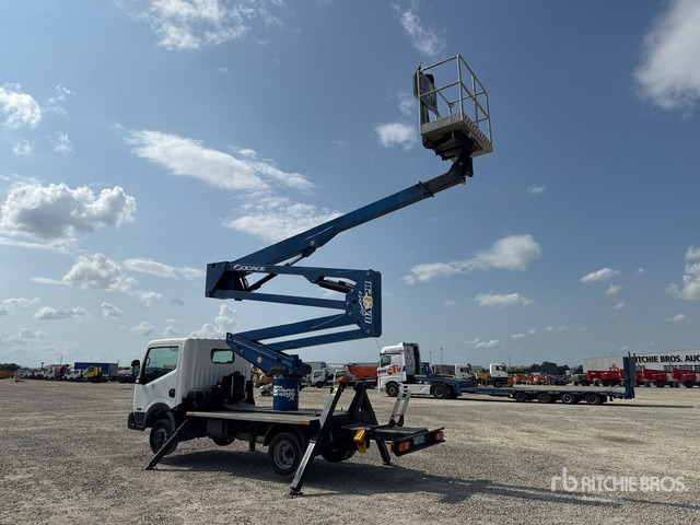 2015 Nissan Cabstar 35.12 2015 Socage DA320 20 m on Bucket Truck - Platformë ajrore e montuar në kamion: foto 4 2015 Nissan Cabstar 35.12 2015 Socage DA320 20 m on Bucket Truck - Platformë ajrore e montuar në kamion: foto 4
