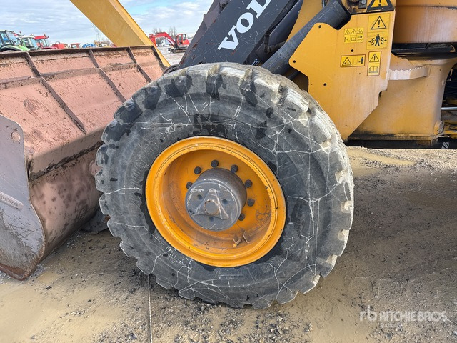 2015 Volvo L45G Wheel Loader - Fadrom me goma: foto 4 2015 Volvo L45G Wheel Loader - Fadrom me goma: foto 4