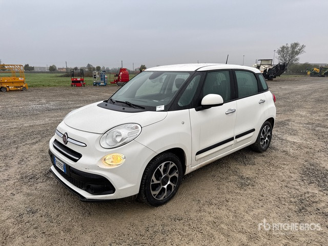 2017 Fiat 500L Automobile - Veturë: foto 1 2017 Fiat 500L Automobile - Veturë: foto 1