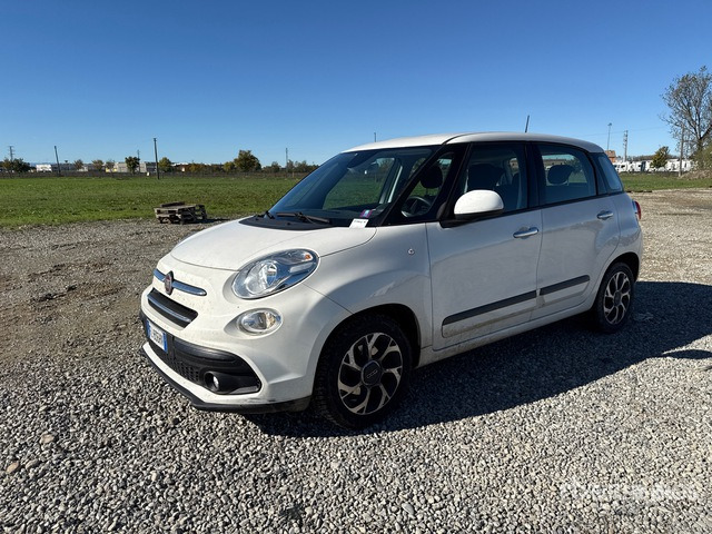 2017 Fiat 500L Automobile - Veturë: foto 1 2017 Fiat 500L Automobile - Veturë: foto 1