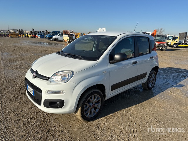 2018 Fiat Panda Automobile - Veturë: foto 1 2018 Fiat Panda Automobile - Veturë: foto 1
