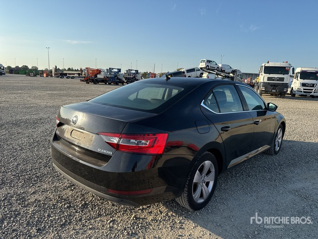 2018 Skoda Superb Autovettura - Veturë: foto 3 2018 Skoda Superb Autovettura - Veturë: foto 3