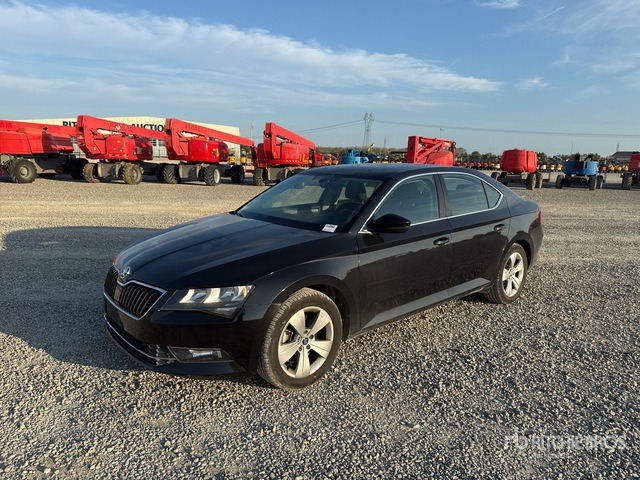 2018 Skoda Superb Autovettura - Veturë: foto 2 2018 Skoda Superb Autovettura - Veturë: foto 2