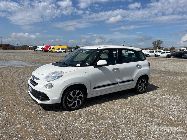 2019 Fiat 500L 1.3 MTJ BUSINESS DUALOGIC 95CV AUTO Automobile - Veturë: foto 1 2019 Fiat 500L 1.3 MTJ BUSINESS DUALOGIC 95CV AUTO Automobile - Veturë: foto 1