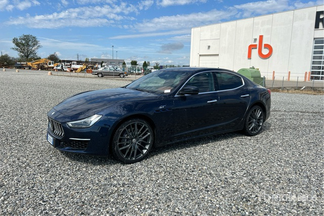 2022 Maserati Ghibli 2.0 330CV 48V MHEV GT AUTO Automobile - Veturë: foto 3 2022 Maserati Ghibli 2.0 330CV 48V MHEV GT AUTO Automobile - Veturë: foto 3