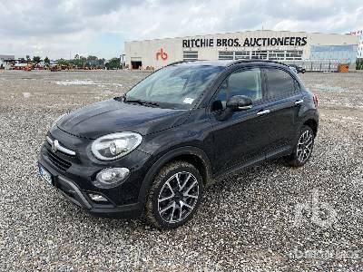 FIAT 500X - Veturë: foto 1 FIAT 500X - Veturë: foto 1