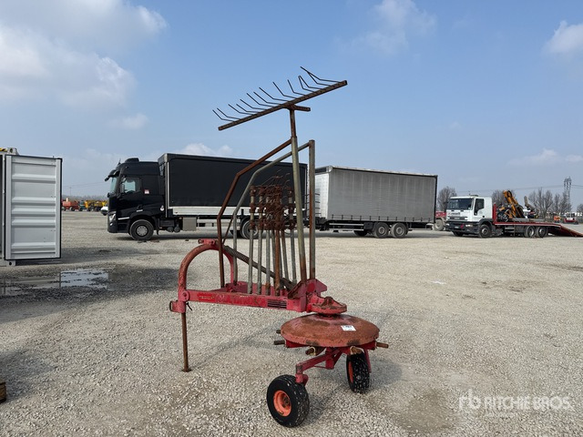 Ima La Rocca Hay Rake - Barkthyese/ Shkundës bari: foto 1 Ima La Rocca Hay Rake - Barkthyese/ Shkundës bari: foto 1