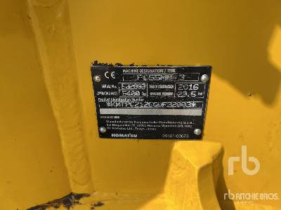 KOMATSU PC55MR-3 - Miniekskavator: foto 5 KOMATSU PC55MR-3 - Miniekskavator: foto 5