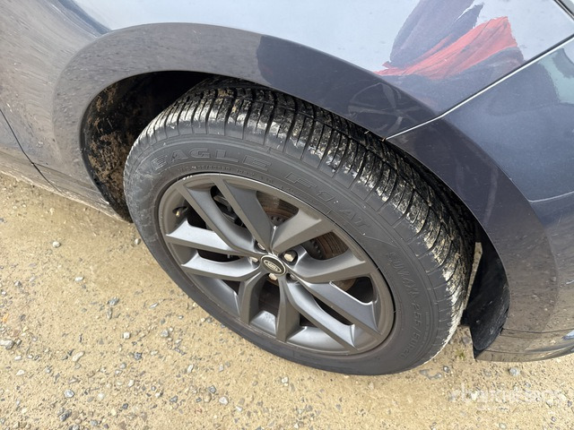 Land Rover Range Rover Velar SUV - SUV: foto 4 Land Rover Range Rover Velar SUV - SUV: foto 4