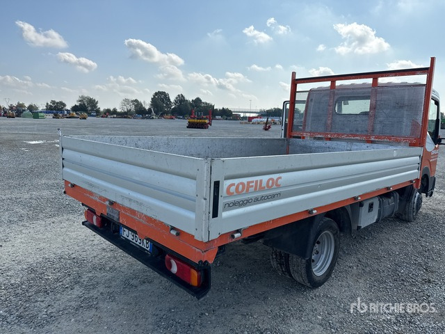 Nissan Cabstar NT400 Autocarro cassone fisso - Kamion me karroceri të hapur: foto 5 Nissan Cabstar NT400 Autocarro cassone fisso - Kamion me karroceri të hapur: foto 5