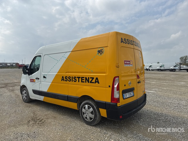 Nissan NV400 Autocarro furgonato - Furgon i vogël: foto 1 Nissan NV400 Autocarro furgonato - Furgon i vogël: foto 1