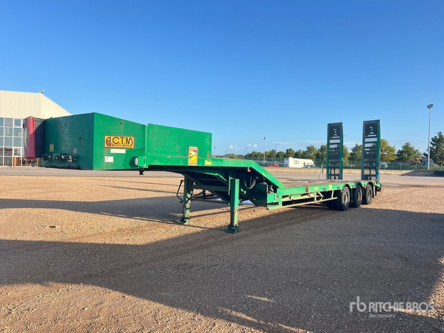 2006 ACTM S46315 Semi-Remorque Porte-Engins 3 Es ... Lowboy Trailer - Gjysmë rimorkio me plan ngarkimi të ulët: foto 1 2006 ACTM S46315 Semi-Remorque Porte-Engins 3 Es ... Lowboy Trailer - Gjysmë rimorkio me plan ngarkimi të ulët: foto 1