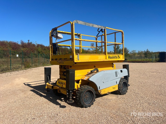 2007 Haulotte Compact 12DX 4x4 Nacelle Ciseaux Scissor Lift - Ngritës gërshërë: foto 1 2007 Haulotte Compact 12DX 4x4 Nacelle Ciseaux Scissor Lift - Ngritës gërshërë: foto 1