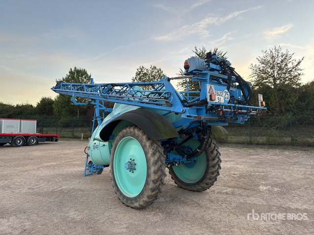 2008 Berthoud Tenor 35-37 28 m High Clearance Pulverisate ... Pull-Type Sprayer - Spërkatës me rimorkio: foto 3 2008 Berthoud Tenor 35-37 28 m High Clearance Pulverisate ... Pull-Type Sprayer - Spërkatës me rimorkio: foto 3