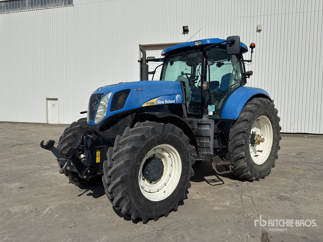 2010 New Holland T7050 AutoCommand 4x4 Tracteur Agricole 4WD Tractor - Traktor: foto 1 2010 New Holland T7050 AutoCommand 4x4 Tracteur Agricole 4WD Tractor - Traktor: foto 1
