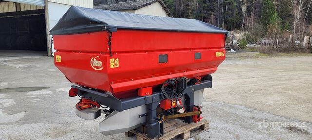 2011 Vicon RS-EDW/ISO 36 m 3-Point 3200 L Epandeur A ... Fertilizer Spreader - Trince/ Grirese degesh dhe bari: foto 2 2011 Vicon RS-EDW/ISO 36 m 3-Point 3200 L Epandeur A ... Fertilizer Spreader - Trince/ Grirese degesh dhe bari: foto 2